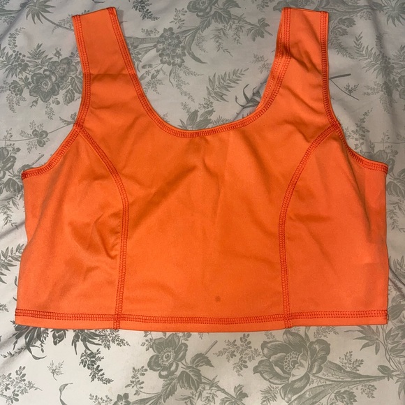 ORANGE TWO PIECE SPORTS LEGGINGS WITH TOP - Picture 4 of 4